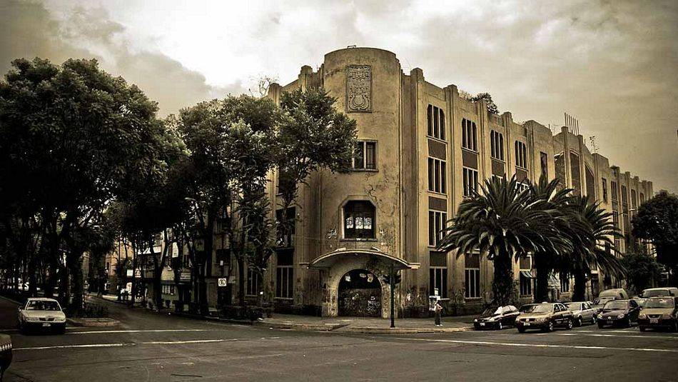 El edificio Frontón México un espacio lleno de historia y tradición