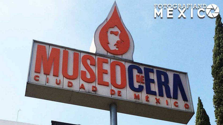 Inaugurado en agosto de 1979, el Museo de Cera en la Ciudad de México se localiza en la Antigua Hacienda de la Teja.