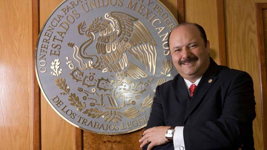 El exgobernador de Chihuahua, César Duarte, fue detenido este miércoles en Miami, Florida con fines de extradición, de acuerdo con la Fiscalía General de la República.