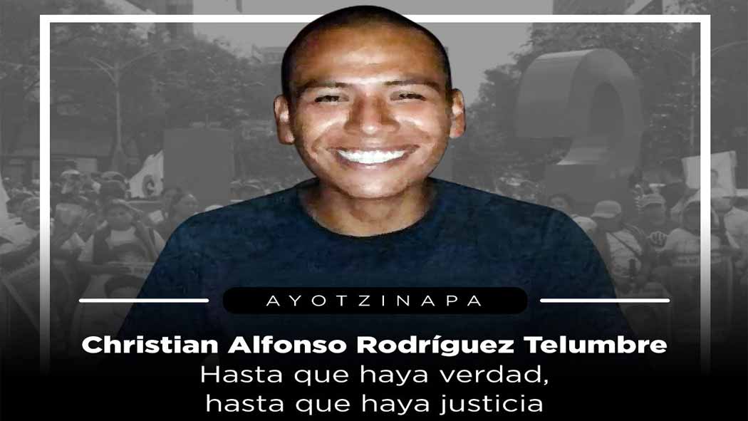 Alto, moreno y de ojos negros; así era Christian Alfonso Rodríguez Telumbre, uno de los 43 estudiantes desaparecidos de Ayotzinapa, cuyos restos fueron identificados por las autoridades luego de más de cinco años de su ausencia.