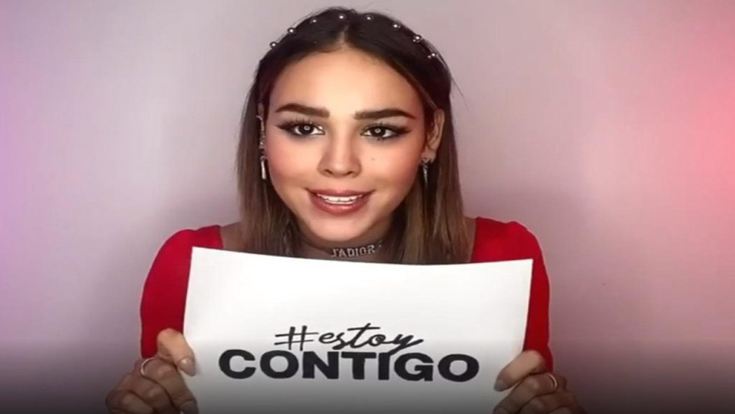 La cantante mexicana Danna Paola estrenó el videoclip de su canción Contigo, y aparece Denise Rosenthal. A principios de este mes la actriz de Élite había anunciado el #ContigoChallenge, iniciativa para sanitizar lugares donde viven familias vulnerables.