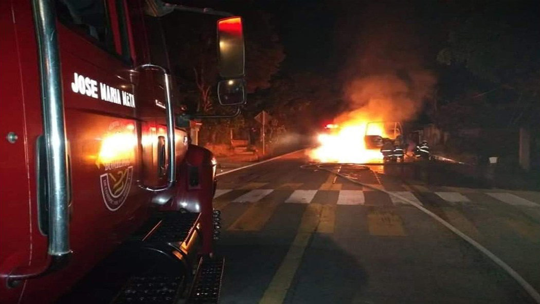 En la localidad de La Estanzuela, municipio de Emiliano Zapata, una patrulla de la Secretaría de Seguridad Pública (SSP) se incendió, supuestamente todo ocurrió por un corto circuito.