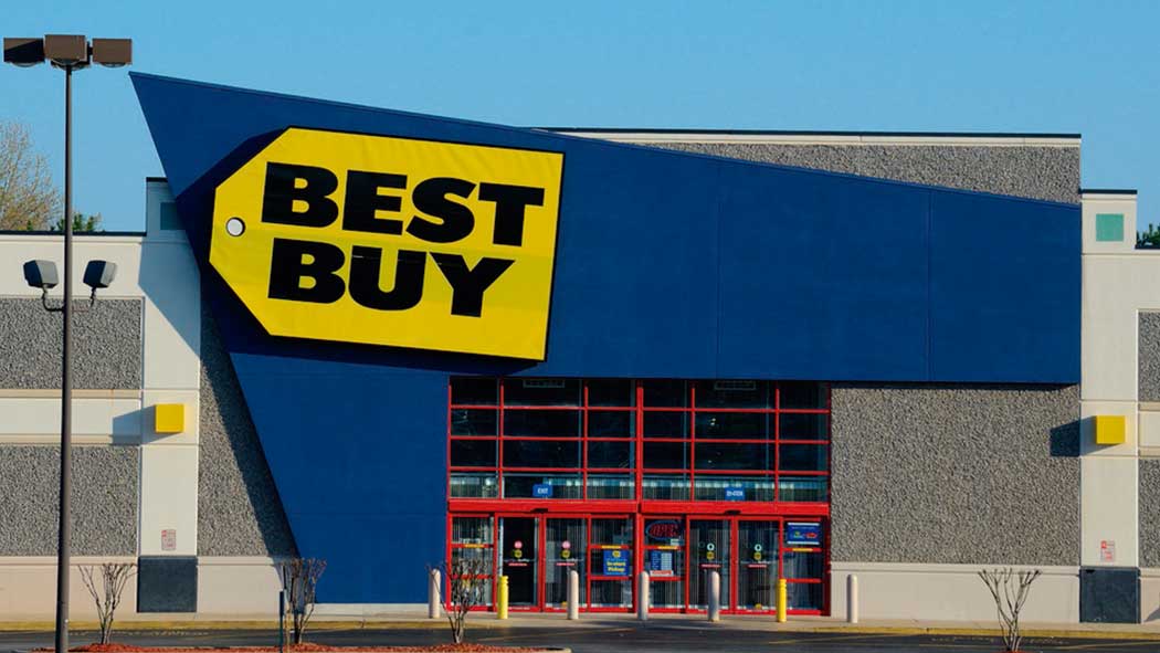 El gigante de las tiendas de tecnología Best Buy anunció su próxima salida del mercado de México, esto tras ofrecer sus productos durante 13 años debido a la crisis del COVID-19.